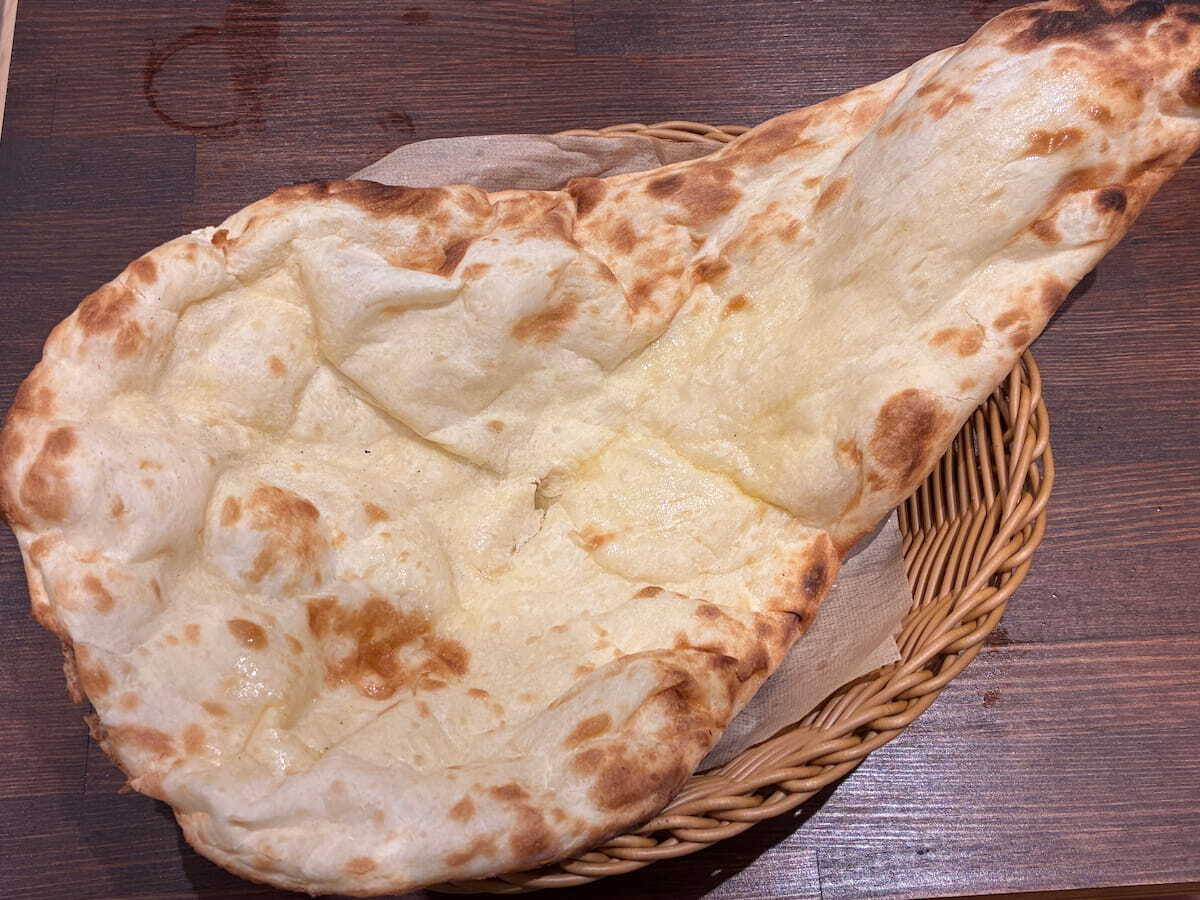 晴海フラッグ グラス晴海店のプレーンナン（はるみライフプラス）