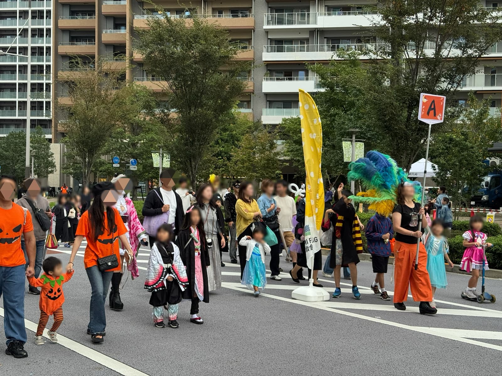 晴海フラッグ 「ハルフラハロウィン」パレードの様子①（はるみライフ＋）