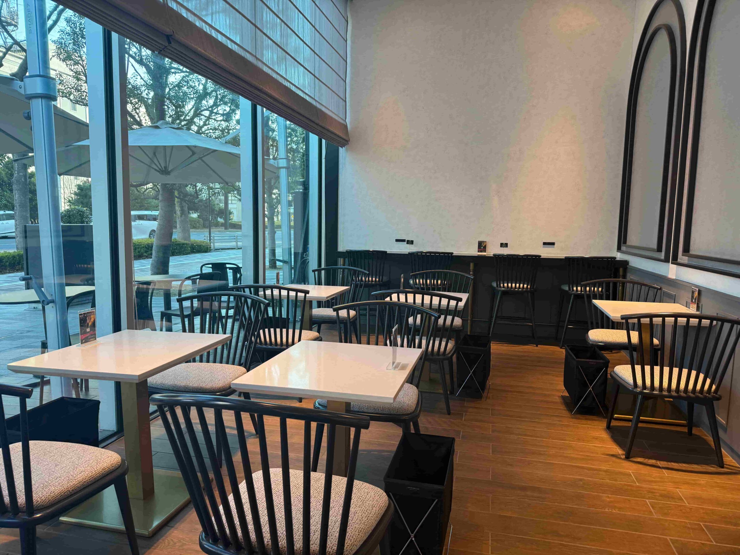 晴海フラッグ 「PROMENADE」のイートインスペース（はるみライフプラス）